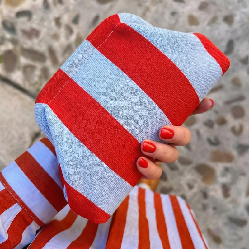 <p><strong>Nova Everyday Clutch</strong></p>